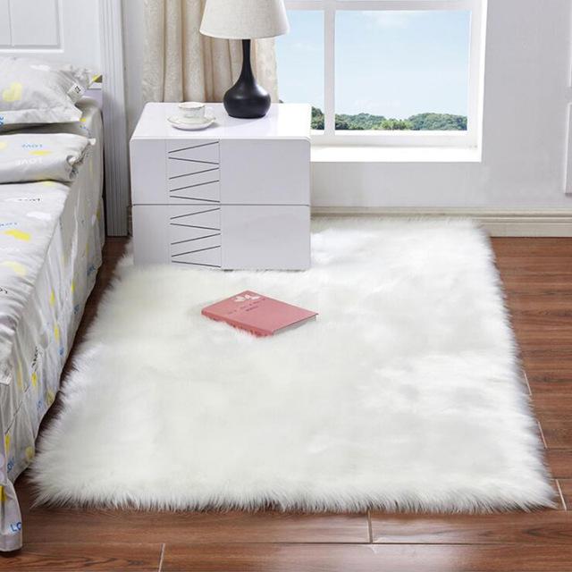 Luxury Faux Fur Rug For Bedroom